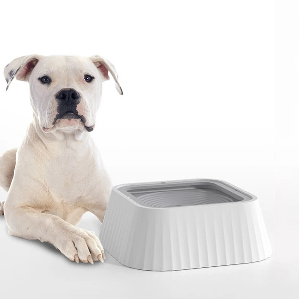 Floating Pet Drinking Bowl – Neck Protection & Non-Slip
